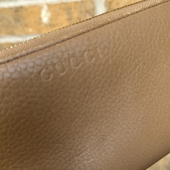 Gucci Handbags - Gucci Zip Leather Wallet
